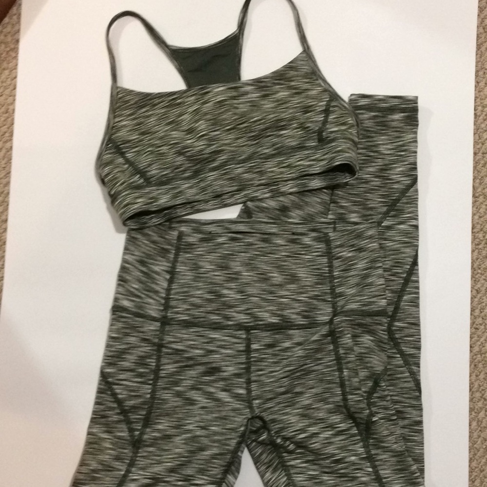 - Antonio melani green white workout set